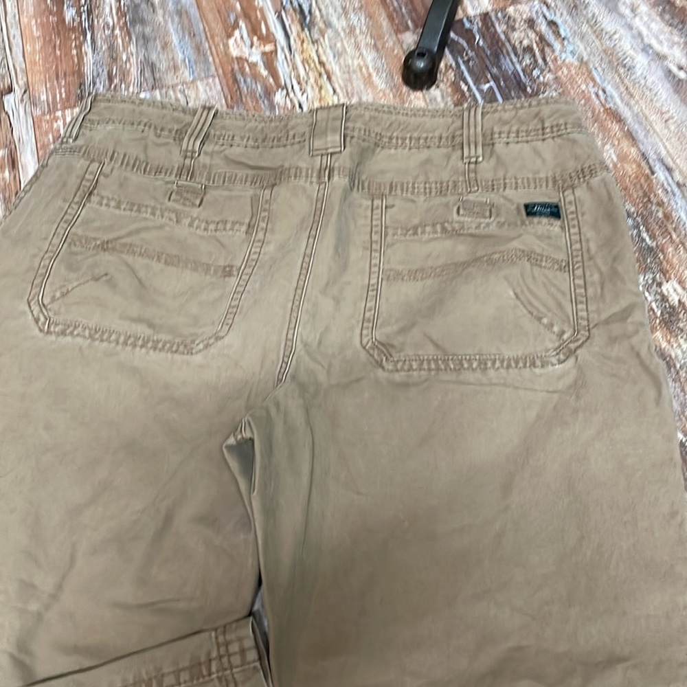 Bass brown jeans . size 40 x 30 has waist band with a little stretch - Picture 4 of 9